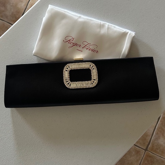 Roger Vivier Pilgrim Tube Clutch - Picture 2 of 14